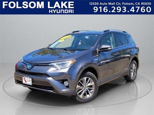2017 Toyota RAV4 Hybrid XLE
