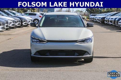 2024 Kia EV6 Light