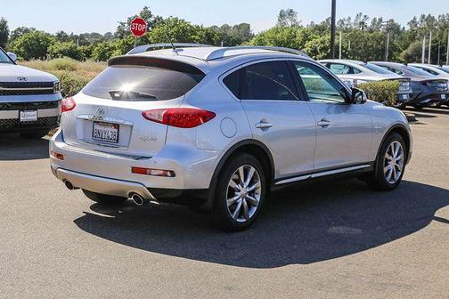 Liquid Platinum 2017 INFINITI QX50 Base