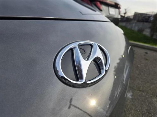 2023 Hyundai KONA EV SE