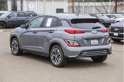 2023 Hyundai KONA EV SE