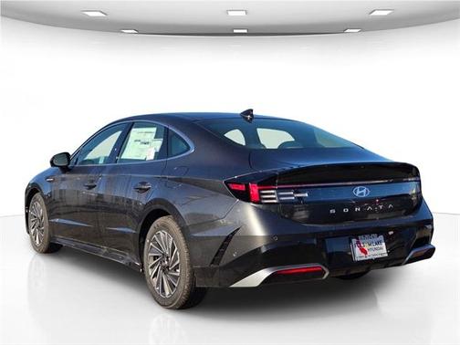 2025 Hyundai SONATA Hybrid Limited