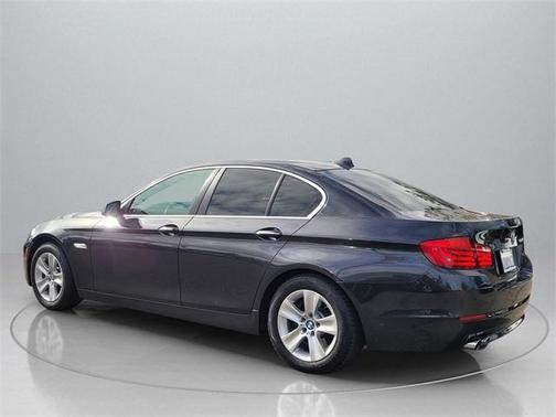 2012 BMW 528 i