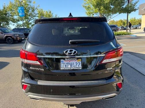 2017 Hyundai SANTA FE SE Ultimate