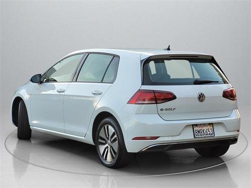 2019 Volkswagen e-Golf SE