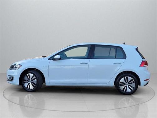 2019 Volkswagen e-Golf SE