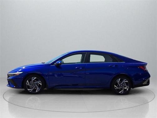 2025 Hyundai ELANTRA HEV Limited