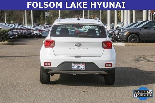 2025 Hyundai VENUE SEL