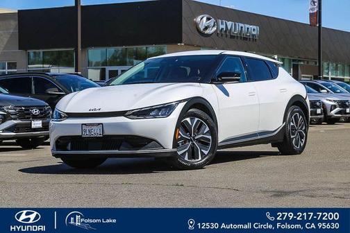 Snow White Pearl 2024 Kia EV6 Light