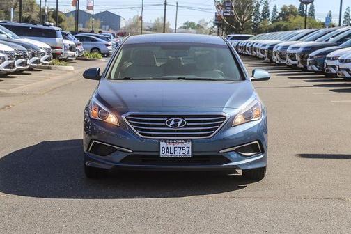 2016 Hyundai SONATA SE