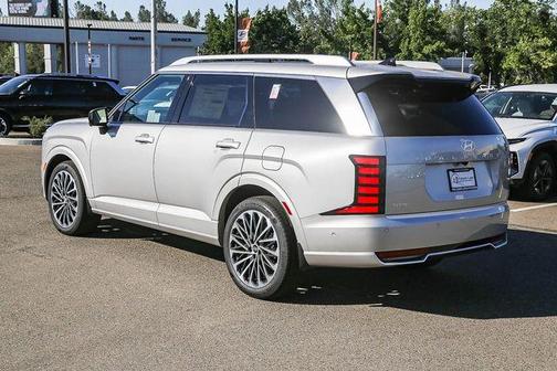 Silver Metallic 2026 Hyundai Palisade Hybrid Calligraphy