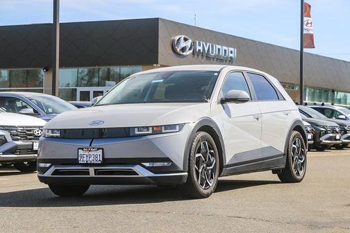 2023 Hyundai IONIQ 5 SEL