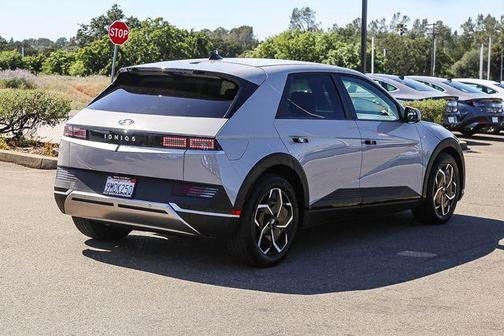 Cyber Gray 2024 Hyundai IONIQ 5 SEL