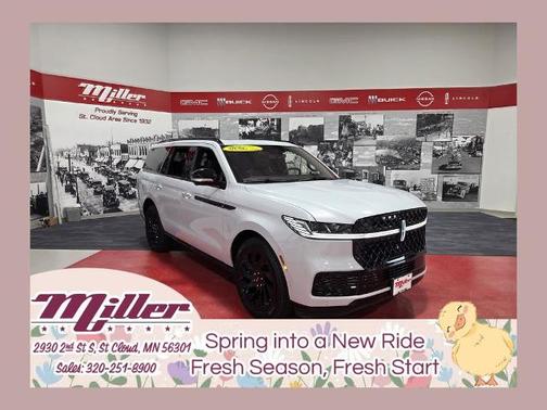 CRYSTAL WHITE METALLIC CC 2025 Lincoln Navigator RESERVE