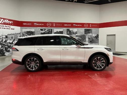 2025 Lincoln Aviator PREMIERE