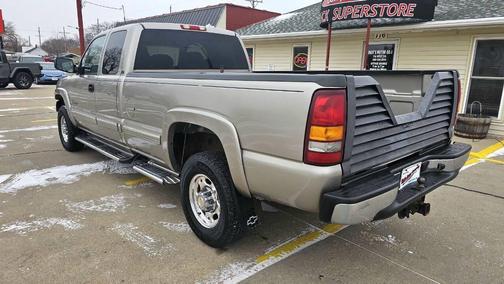 2002 Chevrolet Silverado 2500 LT H/D Extended Cab