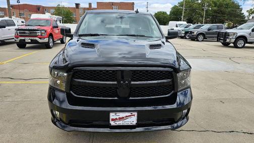 2021 RAM 1500 Classic Express