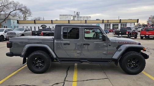 2021 Jeep Gladiator Mojave 4x4 4dr Crew Cab 5.0 ft. SB