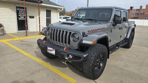 2021 Jeep Gladiator Mojave 4x4 4dr Crew Cab 5.0 ft. SB
