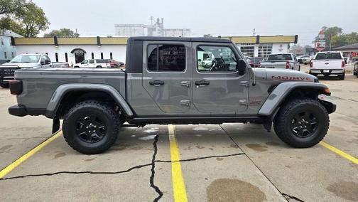 2021 Jeep Gladiator Mojave 4x4 4dr Crew Cab 5.0 ft. SB