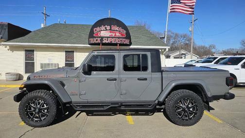 2021 Jeep Gladiator Mojave 4x4 4dr Crew Cab 5.0 ft. SB