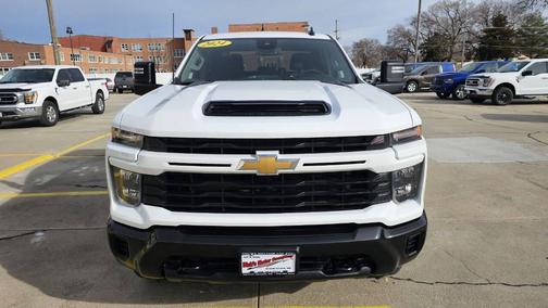 2024 Chevrolet Silverado 2500 Custom