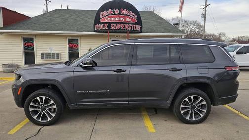 2022 Jeep Grand Cherokee L Overland