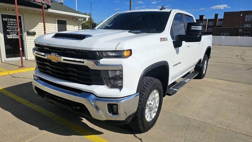 2024 Chevrolet Silverado 2500 LT