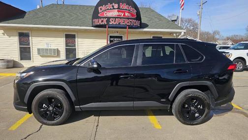 2024 Toyota RAV4 Hybrid XLE