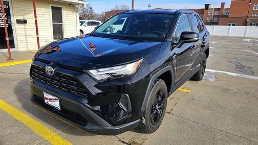 2024 Toyota RAV4 Hybrid XLE