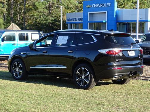 2022 Buick Enclave AWD Essence