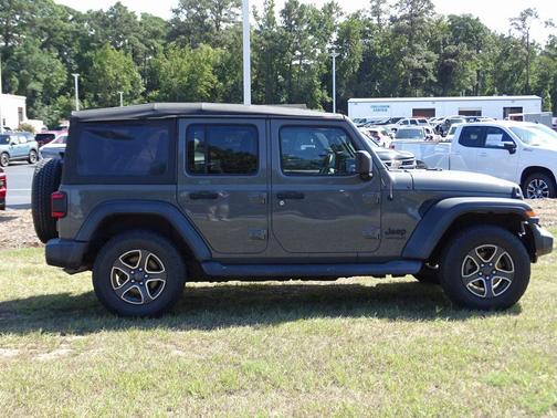 2020 Jeep Wrangler Unlimited Sport