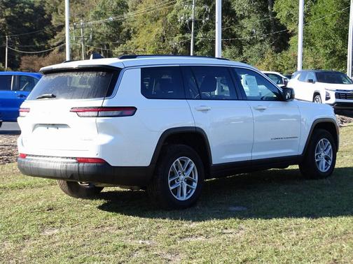 2024 Jeep Grand Cherokee L Laredo
