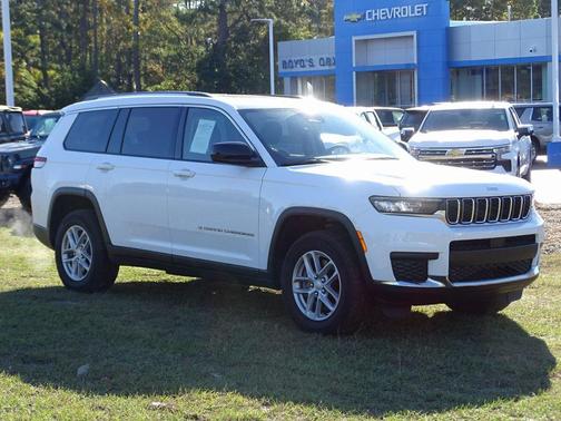 2024 Jeep Grand Cherokee L Laredo