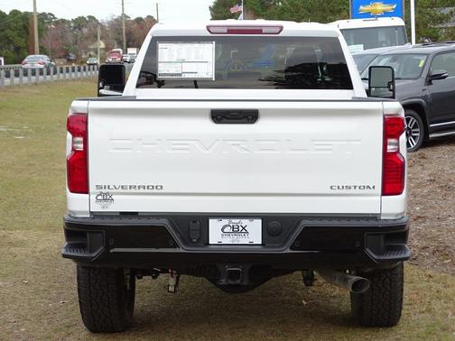 2026 Chevrolet Silverado 2500 Custom