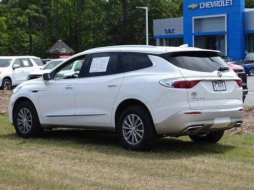 2023 Buick Enclave Essence FWD