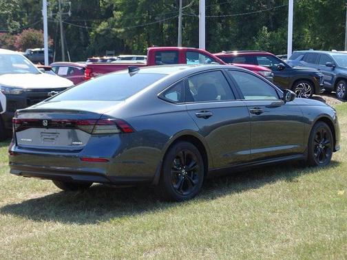 2025 Honda Accord Sport SE 1.5T