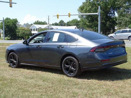 2025 Honda Accord Sport SE 1.5T