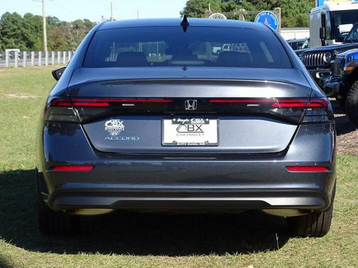 2025 Honda Accord Sport SE 1.5T