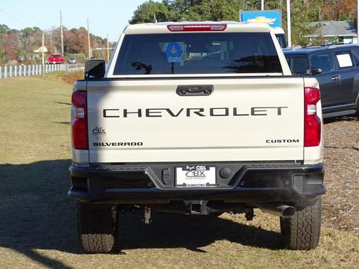 2026 Chevrolet Silverado 2500 Custom