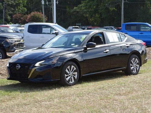 2023 Nissan Altima S FWD