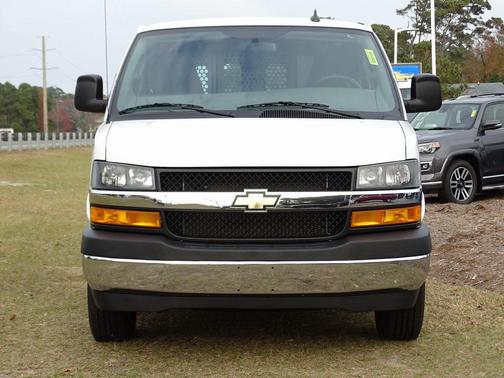 2023 Chevrolet Express 2500 RWD 2500 Regular Wheelbase WT