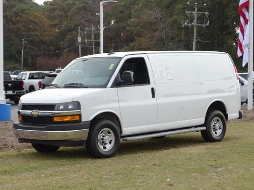 2023 Chevrolet Express 2500 RWD 2500 Regular Wheelbase WT