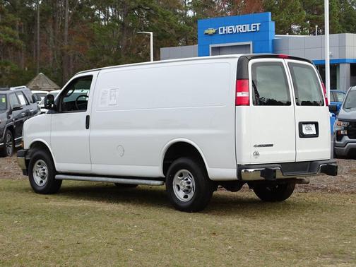 2023 Chevrolet Express 2500 RWD 2500 Regular Wheelbase WT