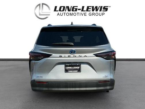 Silver 2024 Toyota Sienna XLE 8 PASSENGER