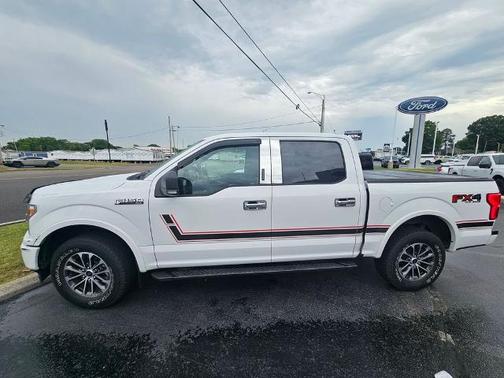 OXFORD WHITE 2018 Ford F-150 XLT
