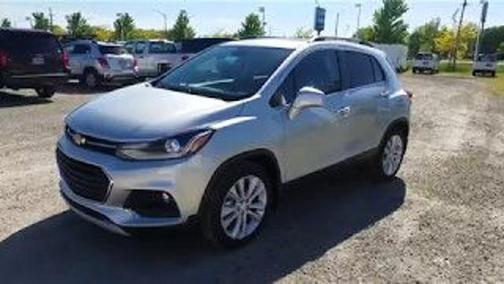 Silver Ice Metallic 2017 Chevrolet Trax LT