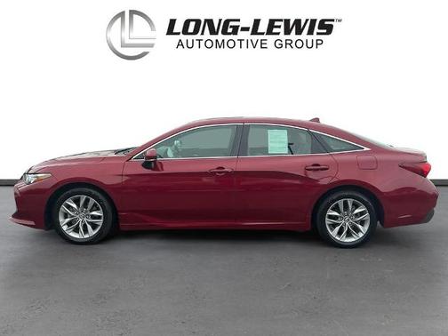 Red 2019 Toyota Avalon XLE