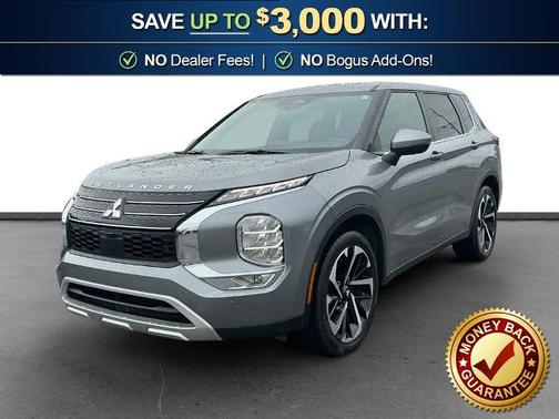 Mercury Gray Metallic 2023 Mitsubishi Outlander SE