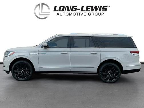 2024 Lincoln Navigator L RESERVE